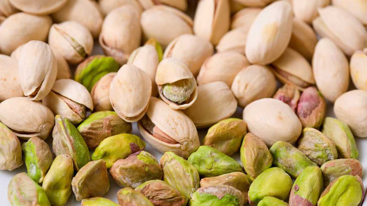 Pistachio Nuts: పిస్తా తింటున్నారా..? అయితే, ముందుగా ఈ విషయాలు తెలుసుకోండి.!