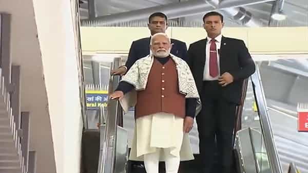 PM Modi: నమో భారత్ కారిడార్కు ప్రధాని మోదీ శ్రీకారం.. ఢిల్లీ - మీరట్ మధ్య పెరిగిన కనెక్టివిటీ..!