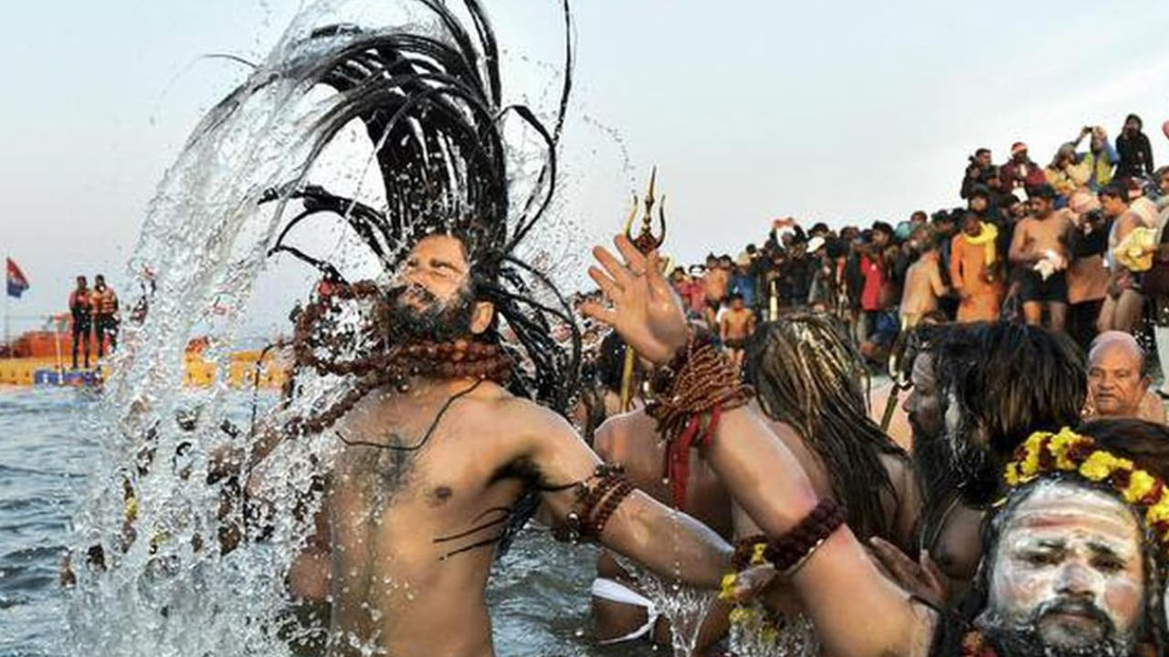 ఈ టూర్ ప్యాకేజీ "భారత్ గౌరవ్ టూరిస్ట్ రైలు" ద్వారా 8 రాత్రులు, 9 పగళ్లు కొనసాగనుంది. ఈ ప్యాకేజీలో ఇండోర్, దేవాస్, ఉజ్జయిని, షుజల్పూర్, సెహోర్, రాణి, కమలాపతి, ఇటార్సి, నర్సింగ్పూర్, జబల్పూర్, కట్ని, బోర్డింగ్ పాయింట్లు ఉన్నాయి. అలాగే డీ-బోర్డింగ్ పాయింట్లు విషయానికి కట్ని, జబల్పూర్, నర్సింగ్పూర్, ఇటార్సి, రాణి కమలపతి, సెహోర్, షుజల్పూర్, ఉజ్జయిని, దేవాస్, ఇండోర్ ఉన్నాయి.