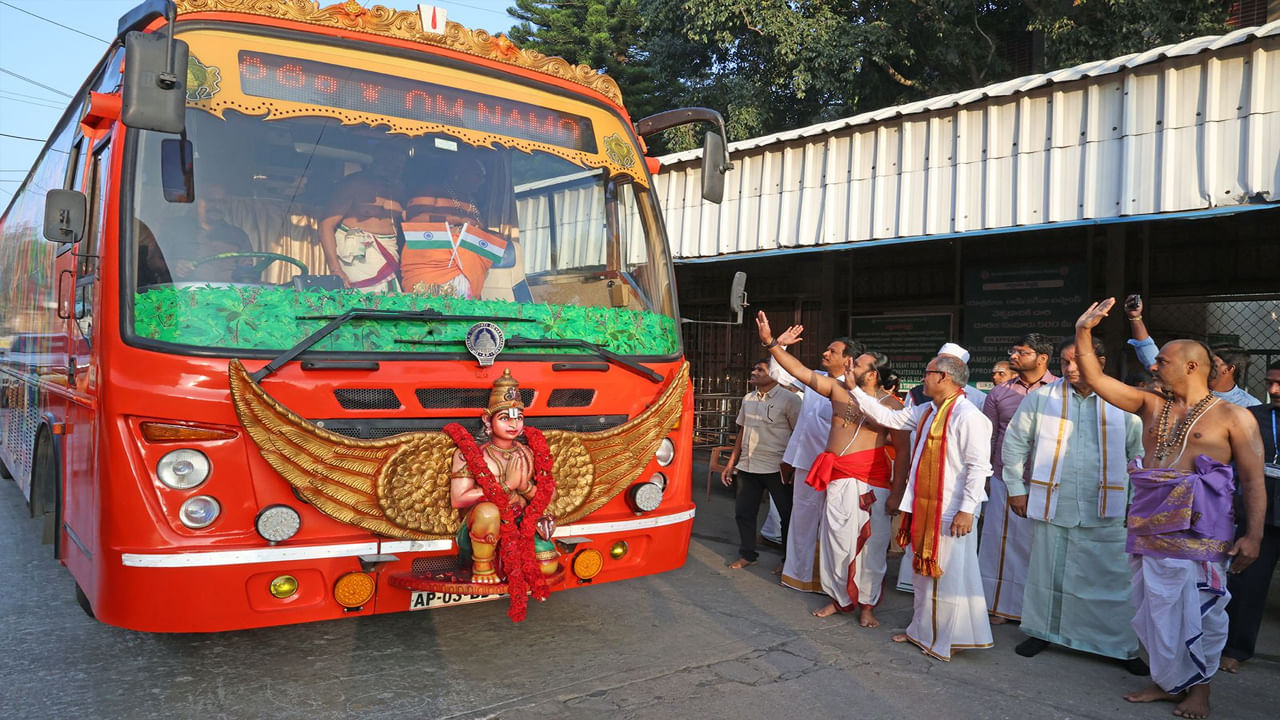 Tirumala: అక్కడ అచ్చం తిరుమల శ్రీవారి ఆలయమే.. సుప్రభాత సేవ నుంచి ఏకాంత సేవ కూడా అన్ని కైంకర్యాలు..