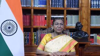 Republic Day 2025: కర్తవ్యపథ్‌లో ఘనంగా 76వ గణతంత్ర వేడుకలు.. జెండా ఆవిష్కరించిన రాష్ట్రపతి ద్రౌపదీ ముర్ము
