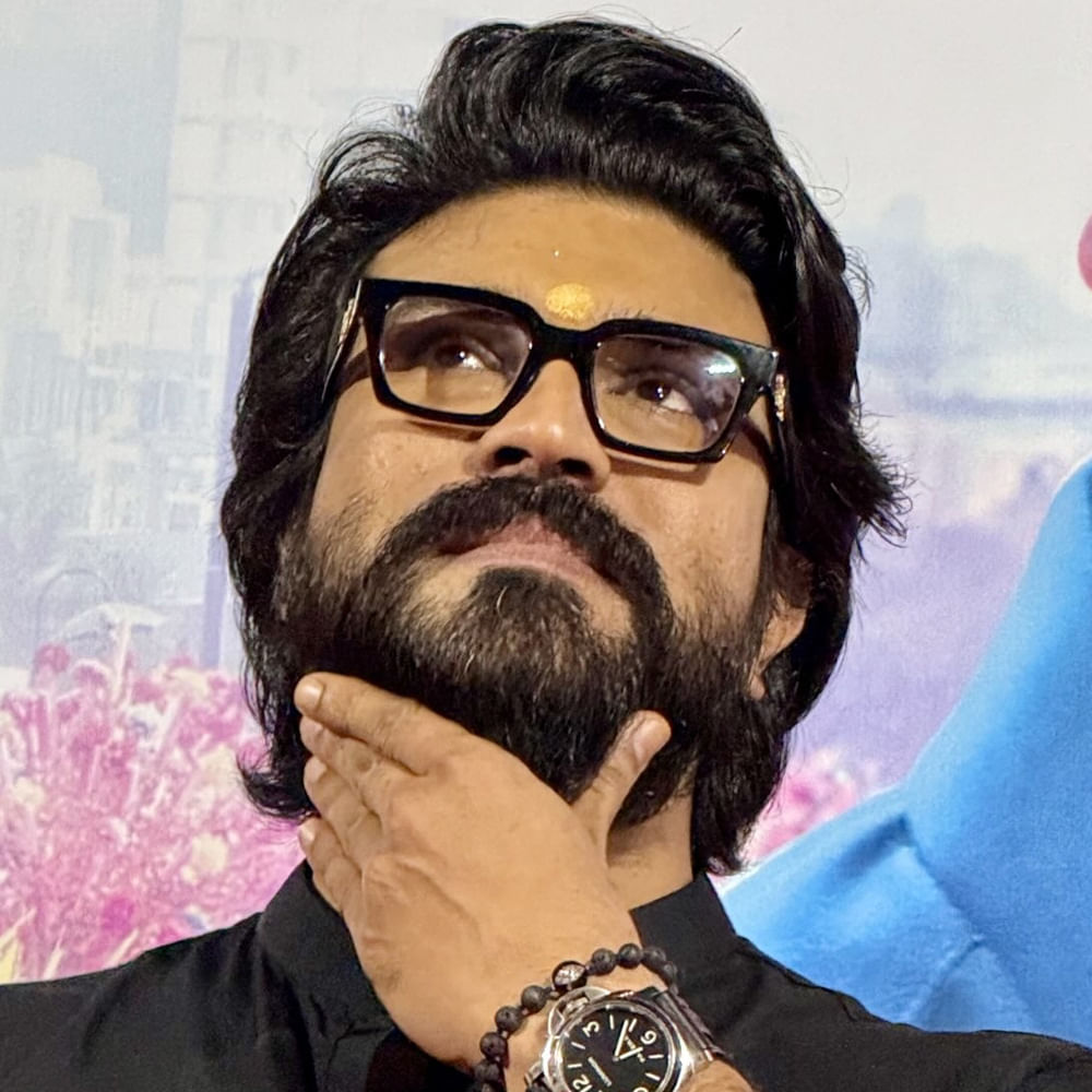 ఆల్రెడీ మైసూర్‌లో ఓ షెడ్యూల్ పూర్తి చేసిన బుచ్చిబాబు... నెక్ట్స్ షెడ్యూల్‌ను హైదరాబాద్‌లోనే ప్లాన్ చేశారు. చాలా రోజుల క్రితమే స్క్రిప్ట్ ఫైనల్ చేసిన బుచ్చిబాబు, చరణ్ ఎంట్రీ కోసం వెయిట్ చేస్తున్నారు.