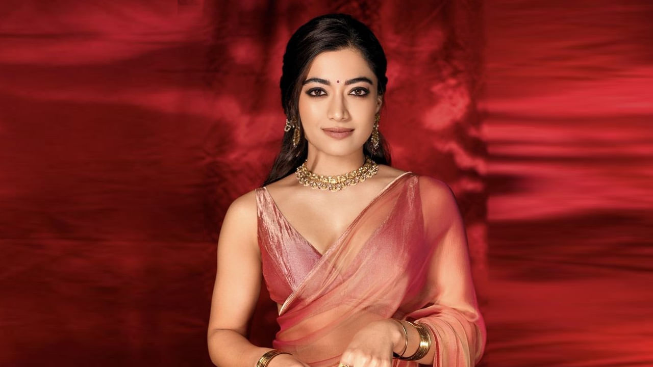 వరుసగా గ్లామర్‌ రోల్స్‌లో అదరగొట్టిన రష్మిక ఈ సినిమాలో చీరకట్టులో హుందాగా కనిపిస్తున్నారు. ఇంత మంచి క్యారెక్టర్ చేసిన తరువాత తాను ఆనందంగా రిటైర్మెంట్ ప్రకటించేస్తా అంటూ షాకింగ్ కామెంట్ చేశారు రష్మిక.