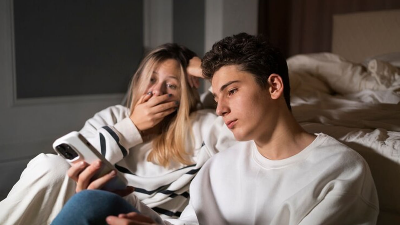 Relationship Tips: మీ భాగస్వామిలో ఈ మార్పులు కనిపిస్తే.. మిమ్మల్ని మోసం చేస్తున్నారని అర్ధం అట.. అవి ఏమిటంటే..