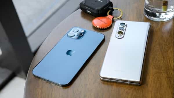 Smartphone Market: స్మార్ట్ఫోన్ మార్కెట్లో ప్రీమియం ఫోన్ల హవా.. సంచలన నివేదికలో నివ్వెరపోయే వాస్తవాలు