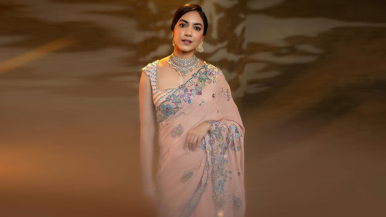 తెలుగు షార్ట్ ఫిల్మ్ అనుకోకుండాలో తన నటనతో ఆకట్టుకున్నారు. ఈ షార్ట్ ఫిల్మ్ 2012లో 48HR ఫిల్మ్ ప్రాజెక్ట్ పోటీలో ఉత్తమ లఘుచిత్రం అవార్డును గెలుచుకుంది. ఇందులో రీతూ వర్మ నటనకి ఉత్తమ మహిళ నటి అవార్డు కూడా లబించింది. ఈ షార్ట్ ఫిల్మ్ 2013లో కేన్స్ షార్ట్ ఫిల్మ్ కార్నర్‌లో ప్రదర్శించబడింది.