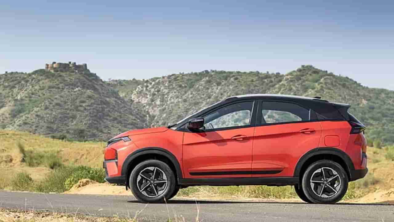 Tata nexon: కొత్త రంగు, అదిరే ఫీచర్లతో టాటా నెక్సాన్.. మూడు వేరియంట్లలో విడుదల