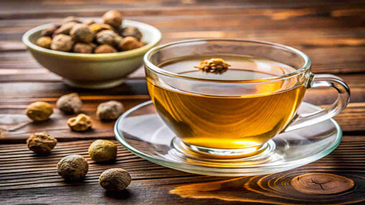 Triphala Drink: త్రిఫల నీటిని తాగడం వల్ల కలిగే ప్రయోజనాలు అనేకం.. ఈ సమస్యలు దూరం!