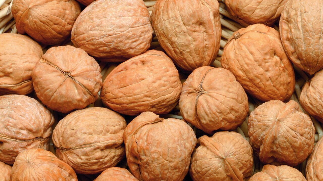 Walnuts For Skin 6