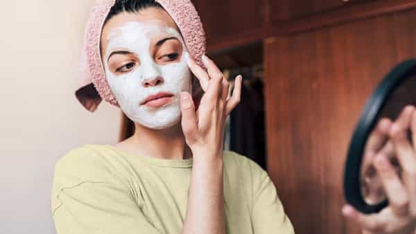 Beauty Tips: పెరుగుతో చర్మానికి అద్భుతమైన మార్పు..! మెరిసే అందం మీ సొంతం..!