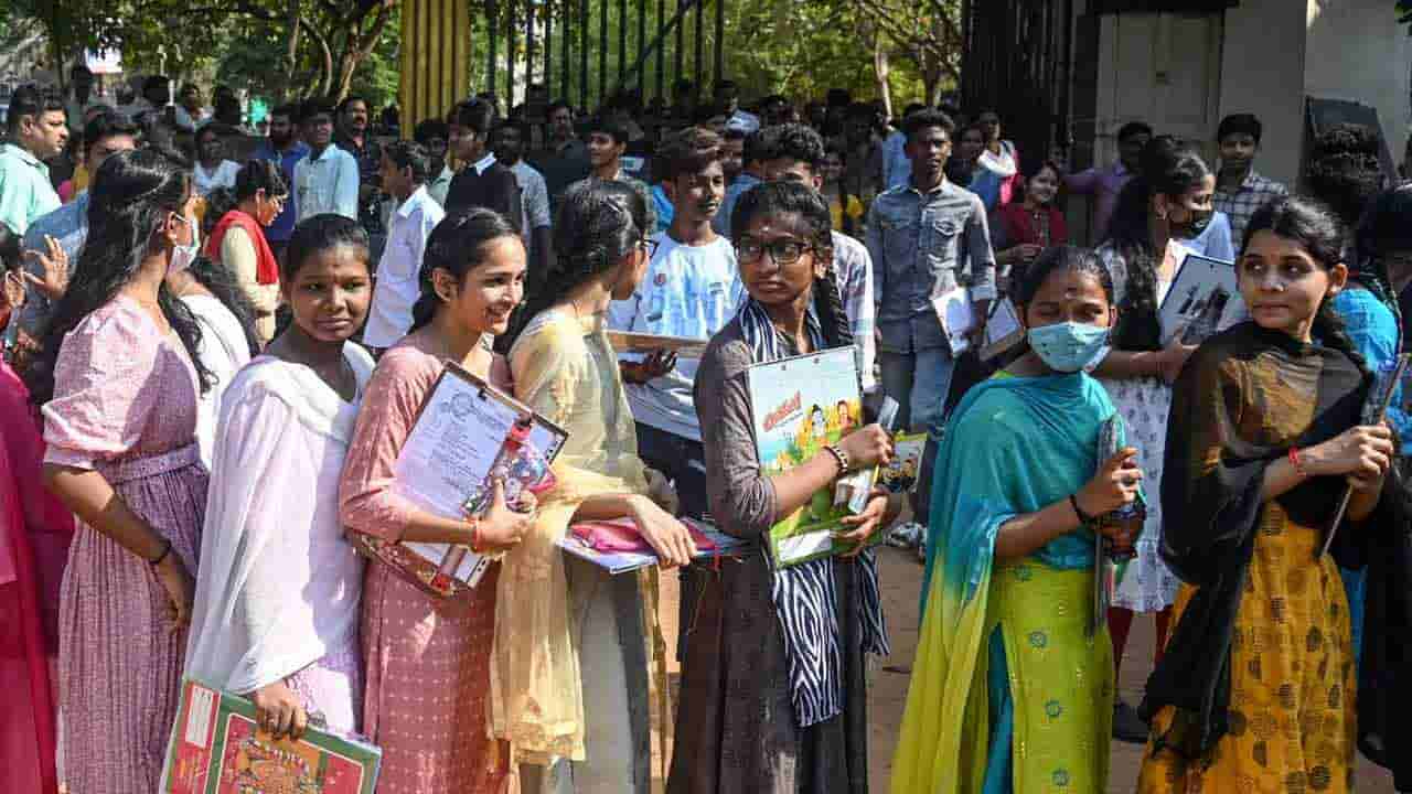 10th Class Exams: పదో తరగతి విద్యార్ధులకు అలర్ట్‌.. ఆ పరీక్షల్లో కీలక మార్పులు!