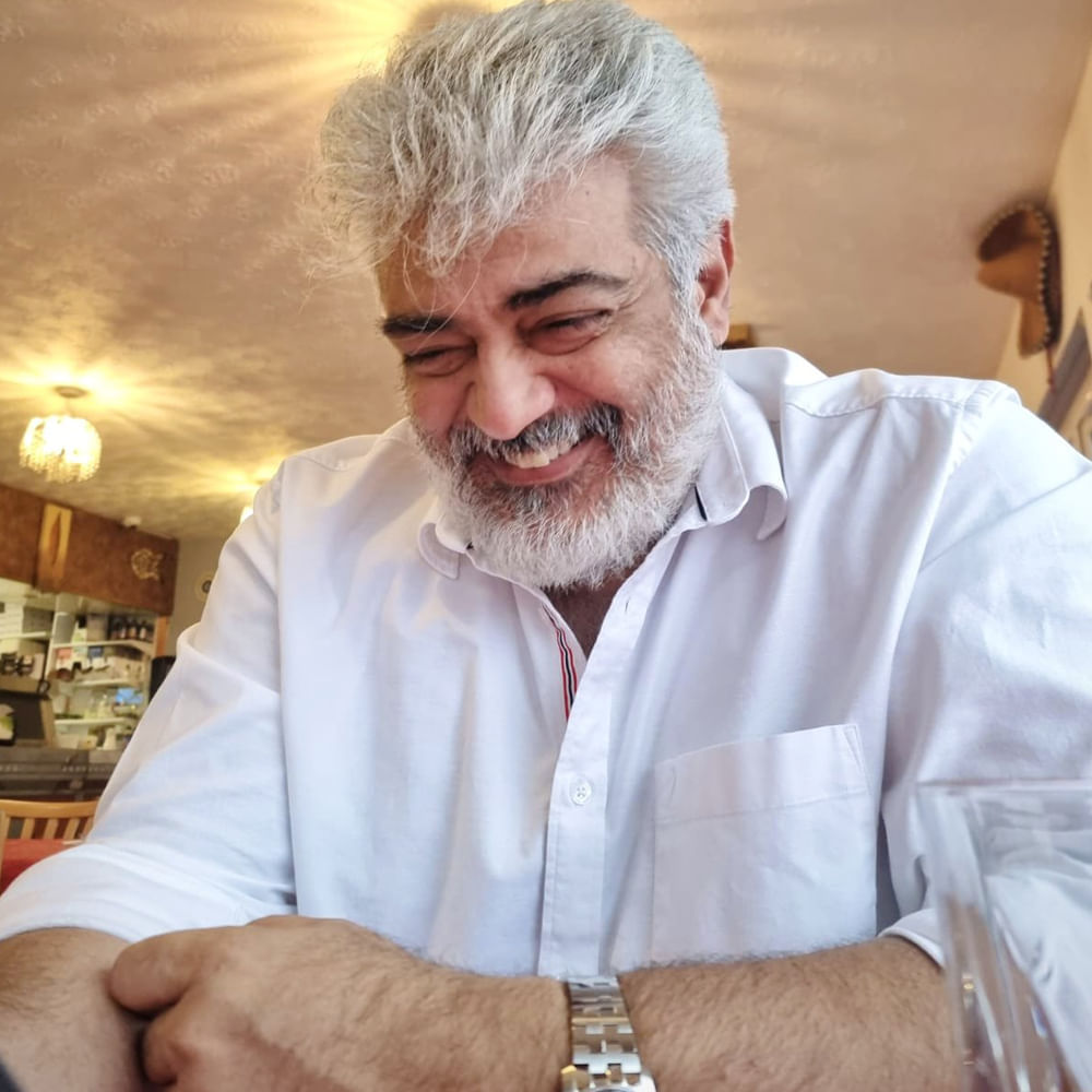 కాకపోతే ఈ ప్రమాదంలో సురక్షితంగా బయటపడ్డారు ఈ హీరో. గత రెండు నెలల్లో అజిత్ కార్ ప్రమాదానికి గురి కావడం ఇది రెండోసారి. జనవరిలో దుబాయ్‌లో జరిగిన గ్రాండ్ ప్రీ రేస్ ప్రాక్టీస్‌లో భాగంగానూ అజిత్ కార్‌కు యాక్సిడెంట్ అయింది. 