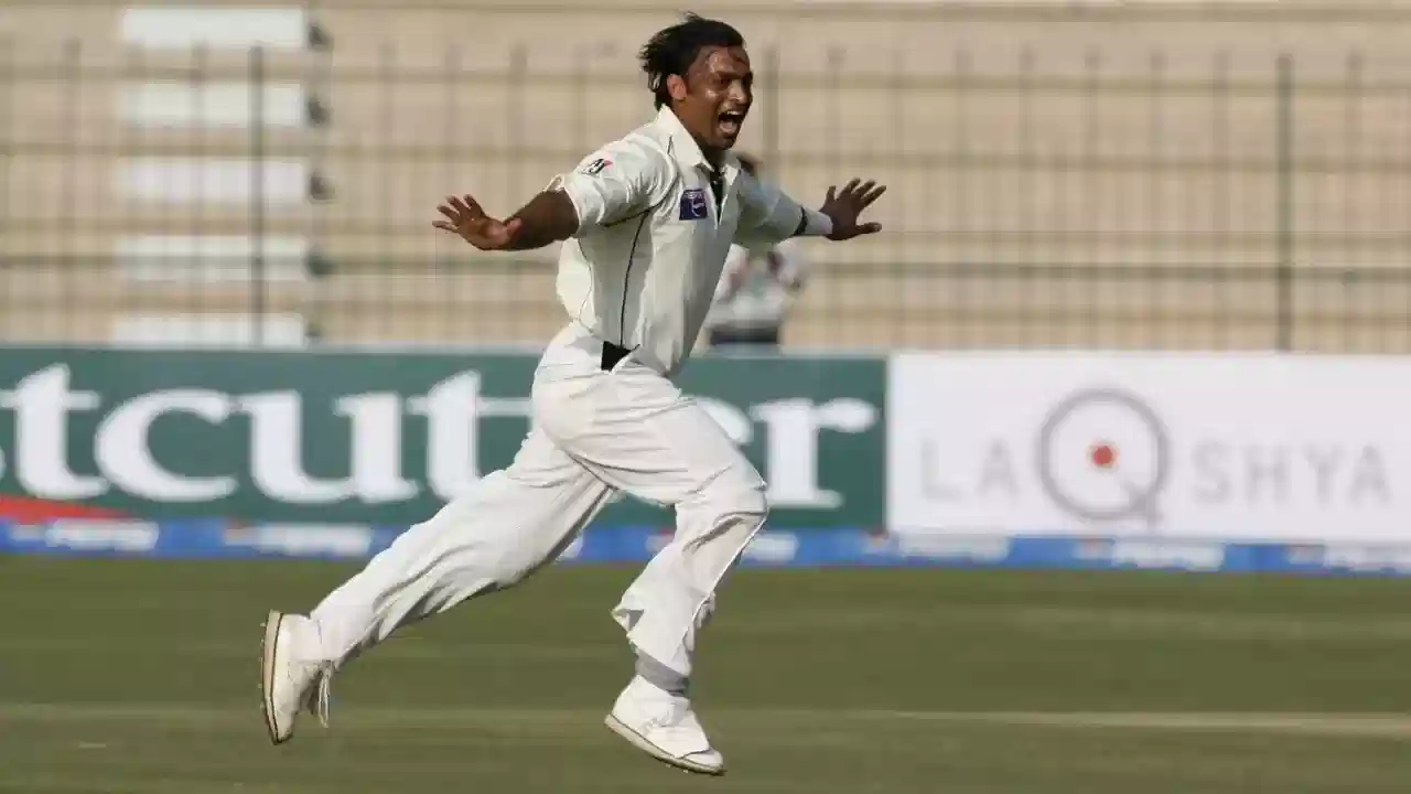 Shoaib Akhtar: ఏంటి ఆ పేసర్ పుట్టుకతోనే వికలాంగుడా? దిమ్మతిరిగే నిజాలు బయట పెట్టిన రావల్పిండి ఎక్స్ప్రెస్!