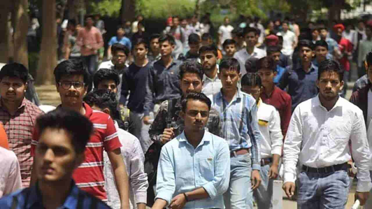 APPSC Group 2 Mains Exam Date: ఏపీపీఎస్సీ గ్రూప్‌ 2 మెయిన్స్‌ అభ్యర్ధులకు కీలక అప్‌డేట్.. ఎన్నాళ్లకెన్నాళ్లకు!