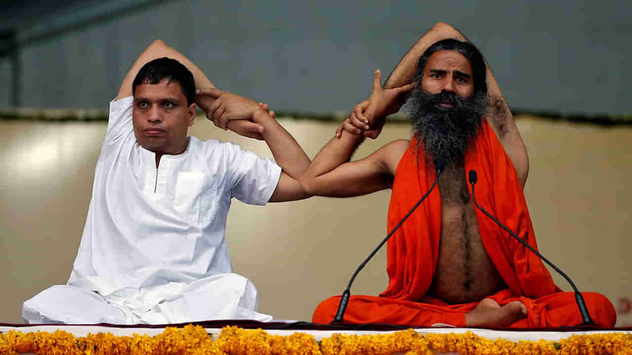 Baba Ramdev : యోగా గురు బాబా రాందేవ్‌పై అరెస్ట్‌ వారెంట్‌