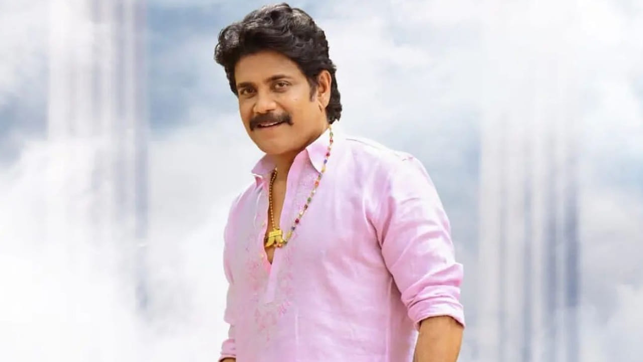 టాలీవుడ్‌కు పిల్లర్స్‌గా ఉన్న ఆ నలుగురులో ముగ్గురు సీనియర్లు ఒక్కొక్కరు ఒక్కో రికార్డు హోల్డ్ చేస్తున్నారు. కానీ ఈ లిస్టులో నాగార్జున ఒంటరిగా ఉన్నారు. ఈయన్ని కూడా తక్కువంచనా వేయడానికి లేదు. సరైన సినిమా పడితే కింగ్ కూడా రప్ఫాడిస్తారనడంలో సందేహం లేదు. ఆ మూవెంట్ కోసమే అక్కినేని ఫ్యాన్స్ వేచి చూస్తున్నారు. అదే జరిగితే ఆ నలుగురు ఫామ్‌లోకి వచ్చినట్లే.