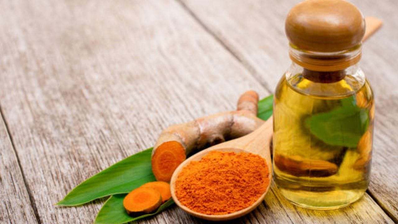 Beauty Tips: సౌందర్య రహస్యం..పసుపు ఎసెన్షియల్ ఆయిల్ తో అద్భుతమైన ప్రయోజనాలు..!