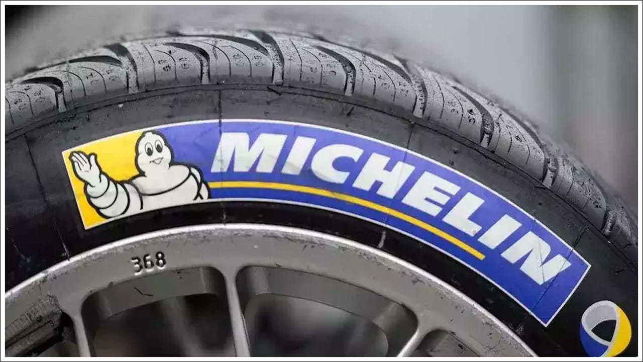 మిచెలిన్ (Michelin) టైర్లు వాటి అధిక నాణ్యత, స్థిరత్వం, అద్భుతమైన పట్టుకు ప్రసిద్ధి చెందాయి. పైలట్ స్పోర్ట్ 4 ప్రత్యేకంగా వేగం, ఖచ్చితమైన నిర్వహణ కోసం తయారు చేశారు. ఇది తడి, పొడి రోడ్లపై అద్భుతమైన బ్రేకింగ్, నిర్వహణను అందిస్తుంది. 