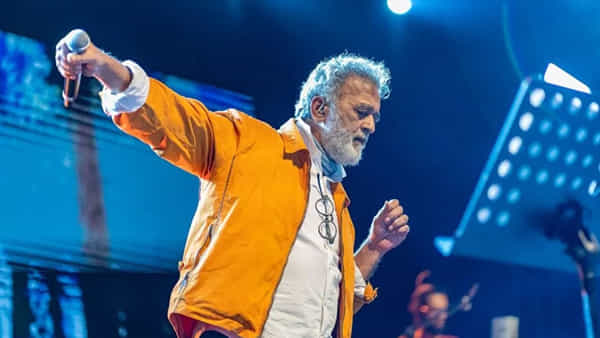 66 ఏళ్ల వయసులో నాలుగో పెళ్లికి రెడీ అయిపోయిన స్టార్ సింగర్.. నెటిజన్ల రియాక్షన్స్ ఏంటంటే?
