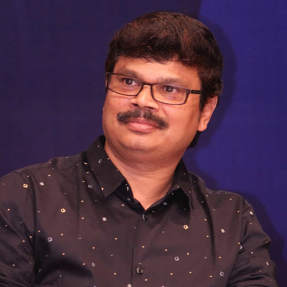 'బోయపాటీ చాలెంజ్ ఇస్తున్నా తీసుకో' అని చిరు అన్న మాటలు ఇప్పటికీ అప్పుడప్పుడూ వైరల్ అవుతూనే ఉన్నాయి. సో.. మెగాస్టార్ మరింత ఉత్సాహంగా సినిమాలు చేయాలనుకుంటున్నారని ఈ మాటలన్నీ ఎప్పటి నుంచో చెప్పకనే చెబుతున్నాయని రీకాల్ చేసుకుని మరీ ఫిదా అవుతున్నారు ఫ్యాన్స్.