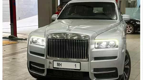 Bulletproof Rolls Royce: బుల్లెట్ ప్రూఫ్ రోల్స్ రాయ్స్ కొన్న అంబానీ కుటుంబం.. ధర, లక్షణాలు తెలిస్తే అదిరిపోతారంతే..!