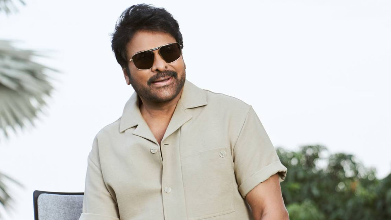 బాలయ్య, నాగార్జున, చిరంజీవి, జూనియర్ ఎన్టీఆర్ లాంటి స్టార్ హీరోలు ఓటిటిలో హోస్టులుగా చేసారు.. చేస్తున్నారు కానీ వెబ్ సిరీస్‌ల వైపు మాత్రం చూడలేదు. కానీ కథ నచ్చితే తనకు వెబ్ సిరీస్ చేయాలని ఉందంటూ ఈ మధ్యే చెప్పారు చిరంజీవి. ఇక నాగార్జున సైతం ప్రయోగాలకు ఓపెన్‌గానే ఉంటారు. మరి చూడాలిక.. తెలుగులో ఈ కల్చర్ ఎప్పుడు ఊపందుకుంటుందో..?