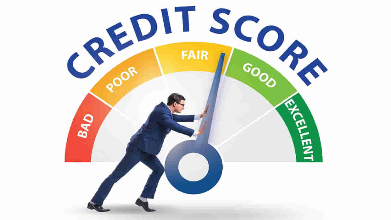 Credit Score: సకాలంలో బిల్లులు చెల్లించినప్పటికీ క్రెడిట్ స్కోరు తగ్గుతుందా? ఈ పొరపాట్లే కారణం!