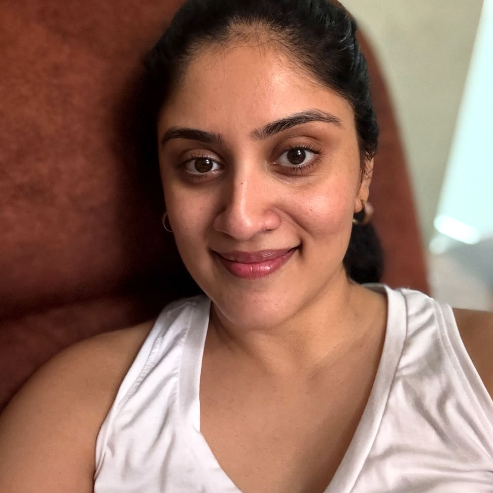 ధన్య బాలకృష్ణ నటించిన బాపు సినిమా త్వరలోనే ప్రేక్షకుల ముందుకు రానుంది. ధన్య బాలకృష్ణ ఎక్కువగా సైడ్ రోల్స్ చేసింది. పేరుకు సైడ్ క్యారెక్టర్ ఆర్టిస్ట్గా నటించినా తనకంటూ ఓ ప్రత్యేక గుర్తింపును సంపాదించుకుంది నటి ధన్య బాలకృష్ణ.