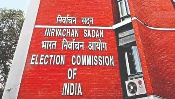 రేపటితో ముగియనున్న CEC రాజీవ్ కుమార్ పదవీకాలం.. ఆయన స్థానంలో ఎవరంటే?