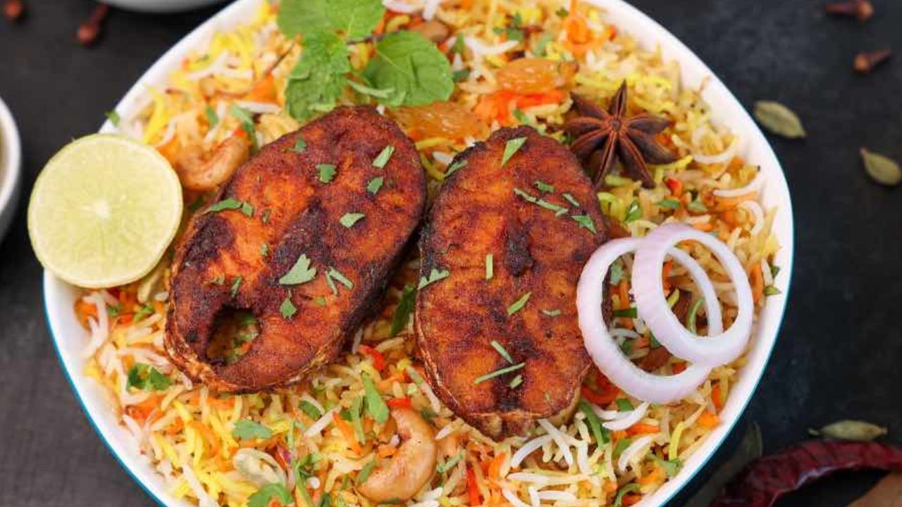 ఇలాంటి ఫిష్ బిర్యానీ ఏ హోటల్లో దొరకదు..! ఒక్క సారి తిన్నా చాలు ఈ ఫిష్ బిర్యానీ మజానే వేరు..!