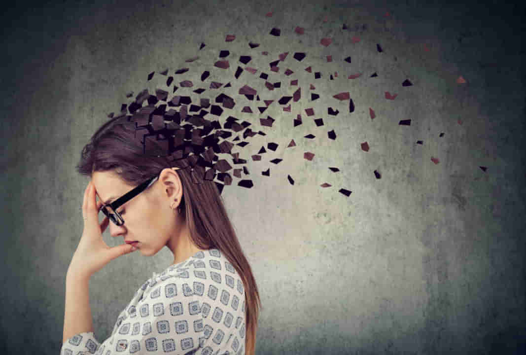 Memory Loss: అన్నీ మర్చిపోతున్నారా.. అసలు కారణం కనిపెట్టిన శాస్త్రవేత్తలు