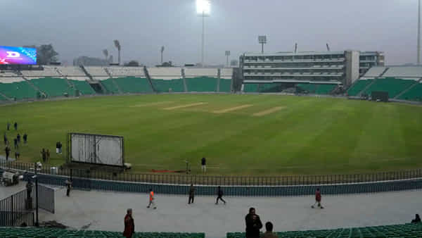 Champions Trophy: పాకిస్తాన్ స్టేడియాలకో దండం.. 2 రోజుల్లో ముగ్గురికి గాయాలు.. ఆందోళనలో జట్లు..