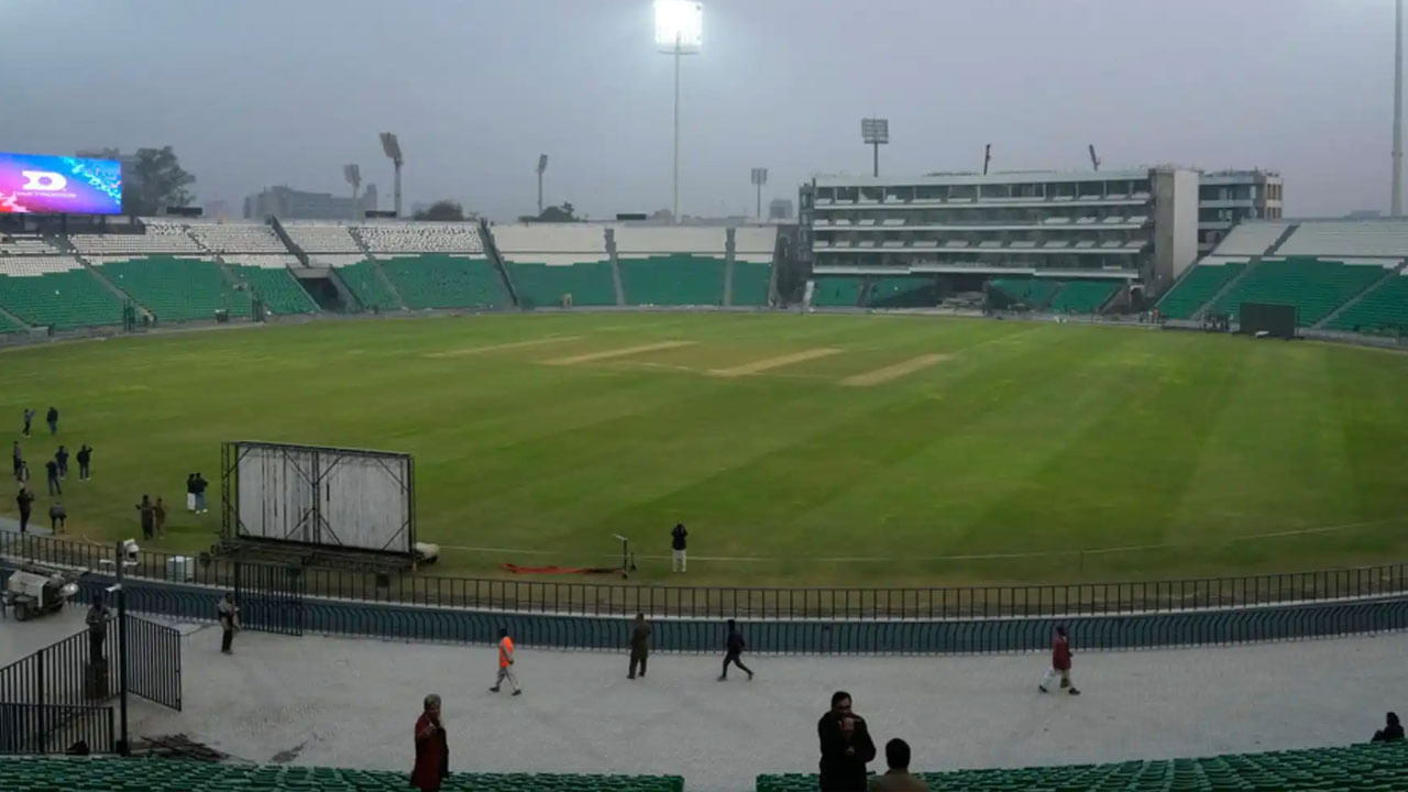 Champions Trophy: పాకిస్తాన్ స్టేడియాలకో దండం.. 2 రోజుల్లో ముగ్గురికి గాయాలు.. ఆందోళనలో జట్లు..