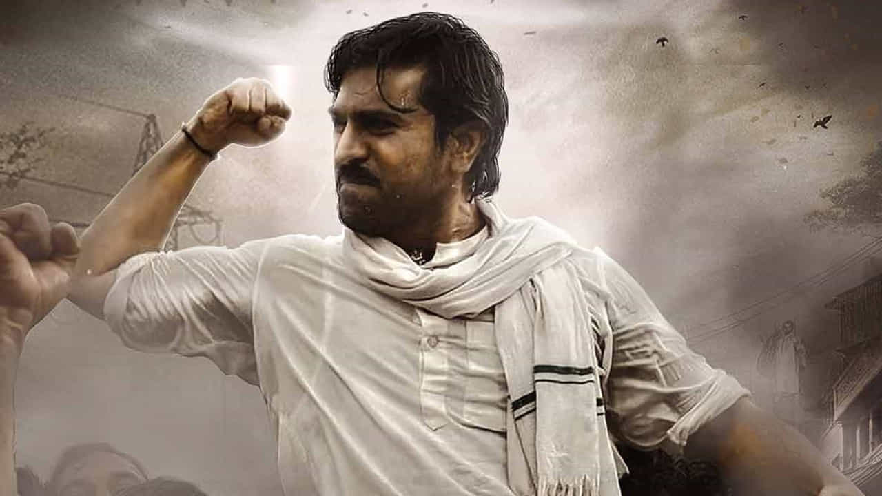 ఇక ఫలితంతో పనిలేకుండా గేమ్ ఛేంజర్‌లోని అప్పన్న పాత్రతో రామ్ చరణ్ విమర్శకుల ప్రశంసలు అందుకున్నారు. తాజాగా శ్రీకాంత్ ఓదెలతో చిరు ఇలాంటి మాస్ సినిమానే అనౌన్స్ చేసారు. హీరో ఎవరైనా.. కమర్షియల్‌గా ఉంటూనే నటనలోనూ కుమ్మేస్తున్నారు. మొత్తానికి ఈ మార్పు మంచికే అంటున్నారు ఆడియన్స్.