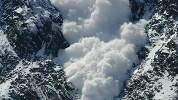 Glacier Burst: ఉత్తరాఖండ్లో విరిగిపడ్డ మంచుచరియలు.. 47 మంది కార్మికులు సమాధి..