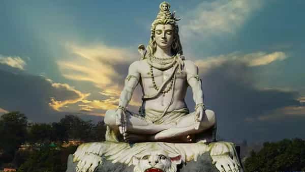 శివుని అపారశక్తి వెనుక ఉన్న సత్యం..! మహాశివరాత్రి రోజున శివుడిని ఎలా ప్రసన్నం చేసుకోవాలి..?