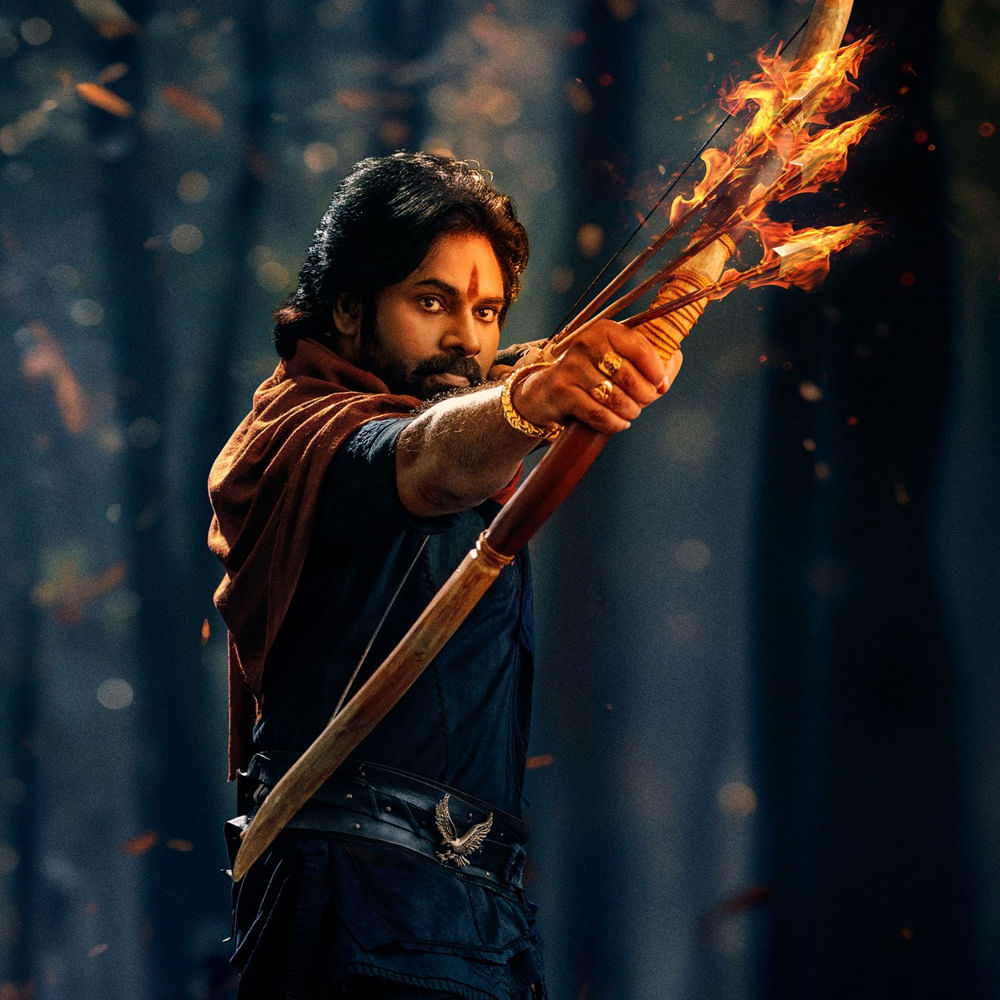 ఫిబ్రవరిలోపు షూటింగ్తో పాటు పోస్ట్ ప్రొడక్షన్ పనులను కూడా ఓ కొలిక్కి తీసుకొచ్చేసి, మార్చి ఫస్ట్ వీక్కి మేం సంపూర్ణంగా రెడీ అని ప్రకటించాలన్నది యూనిట్ ఐడియా. పవర్స్టార్ కెరీర్లో ఫస్ట్ ప్యాన్ ఇండియా సినిమా కాబట్టి, ప్రమోషన్లను కూడా అదే రేంజ్లోనే ప్లాన్ చేస్తున్నారు మేకర్స్. సో.. మార్చి 28న థియేటర్లలో కలుద్దాం అని కాన్ఫిడెంట్గా చెబుతోంది టీమ్.