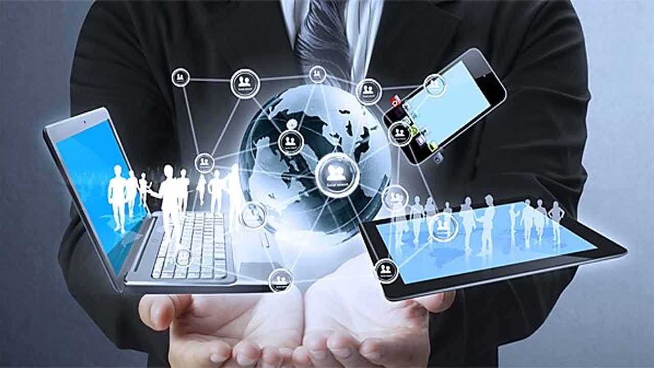 IT Jobs 2025: నిరుద్యోగులకు భారీ శుభవార్త.. టెక్ ఇండస్ట్రీలో రెట్టింపు కానున్న నియామకాలు!