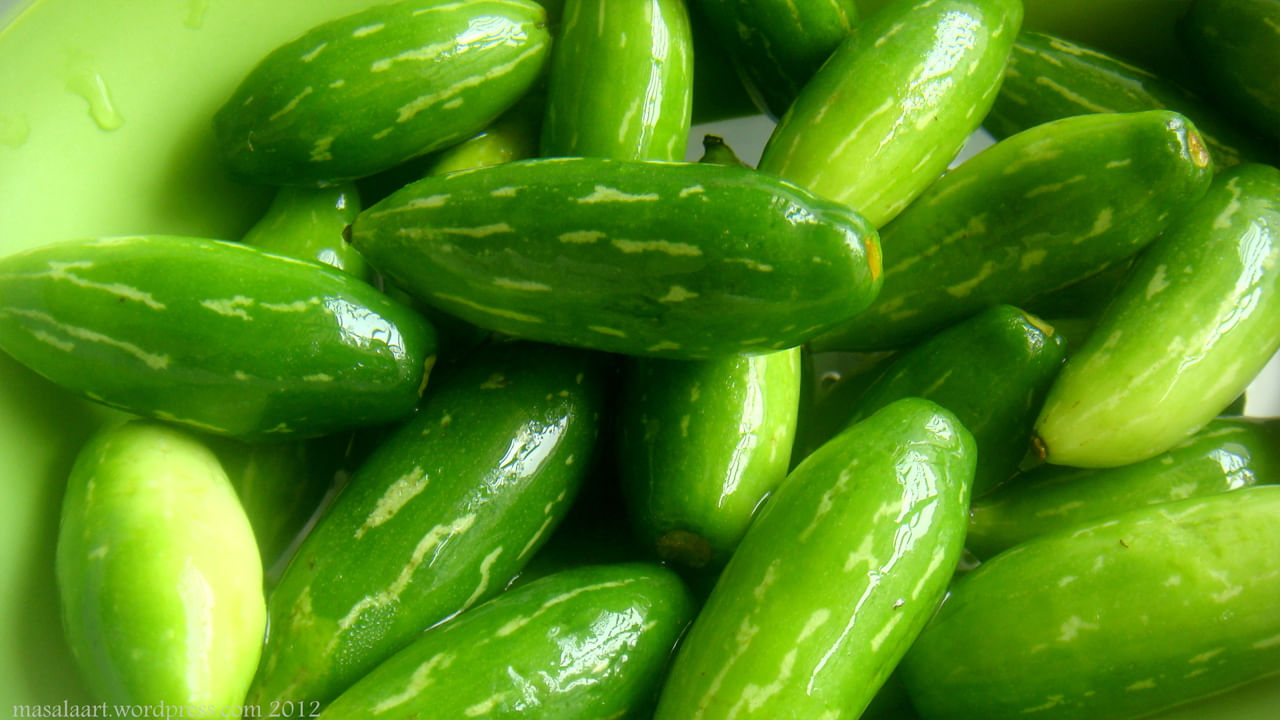 దొండకాయలు లివర్ పనితీరును మెరుగుపరుస్తాయి. ఇవి లివర్ డ్యామేజ్ అవ్వకుండా చూస్తాయి. దొండకాయలు తింటే శరీరంలో, కాలేయంలో పేరుకుపోయిన మలినాలు తొలగుతాయి. దొండకాయల్ని తినడం వల్ల శ్వాస సంబంధిత సమస్యల నుంచి దూరంగా ఉండవచ్చు. ఇందులో ఉండే యాంటీ ఇన్‌ఫ్లమేటరీ గుణాలు ఊపిరితిత్తుల సమస్యలను తొలగిస్తాయి.