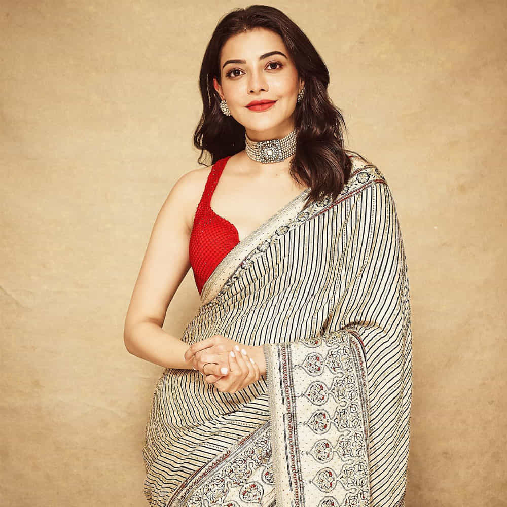 తెలుగులో ఒక్కో సినిమాకు రూ.4 కోట్ల వరకు పారితోషికం తీసుకుందట. కాజల్ ఆస్తుల విలువ దాదాపు రూ.83 కోట్లు. తెలుగు, తమిళం, హిందీ, కన్నడ భాషలలో అనేక చిత్రాల్లో నటించింది. పెళ్లి తర్వాత సినిమాలకు దూరంగా ఉండిపోయింది.