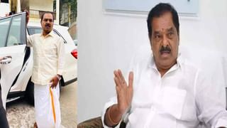 Kadapa: నడుపుతున్న స్కూటీ నుంచి బయటికి వచ్చిన అనుకోని అతిథి.. దెబ్బకు గుండెల్లో దడ