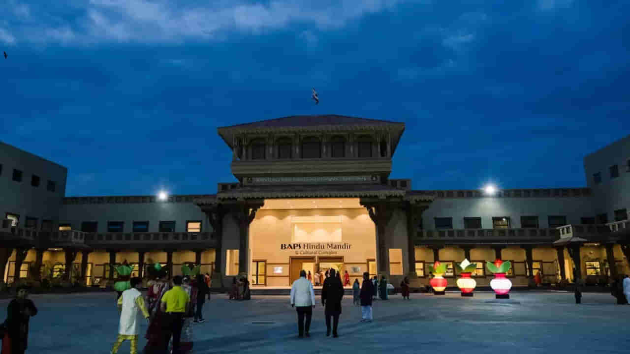 South Africa: దక్షిణాఫ్రికాలో ప్రారంభమైన అతి పెద్ద హిందూ ఆలయం.. ఆ వేడుక చూడతరమా..!