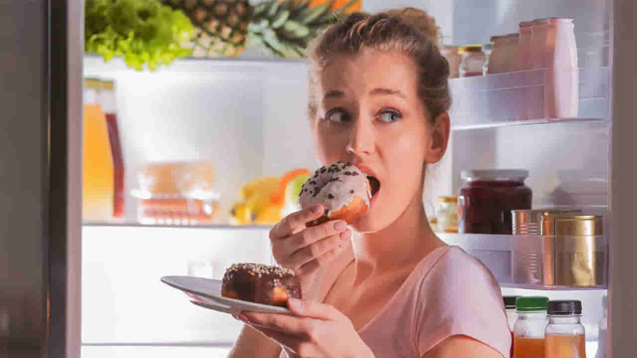 Healthy Diet: లేట్ నైట్ భోజనంతో ఇన్ని రకాల వ్యాధులా?.. ఇలా తింటే మీరు ఇంచు కూడా బరువు పెరగరు