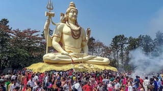 కొత్త బట్టలు వేసుకునే ముందు ఉతకాలా..వద్దా..? ఈ విషయాలు మస్ట్‌గా తెలుసుకోండి..!