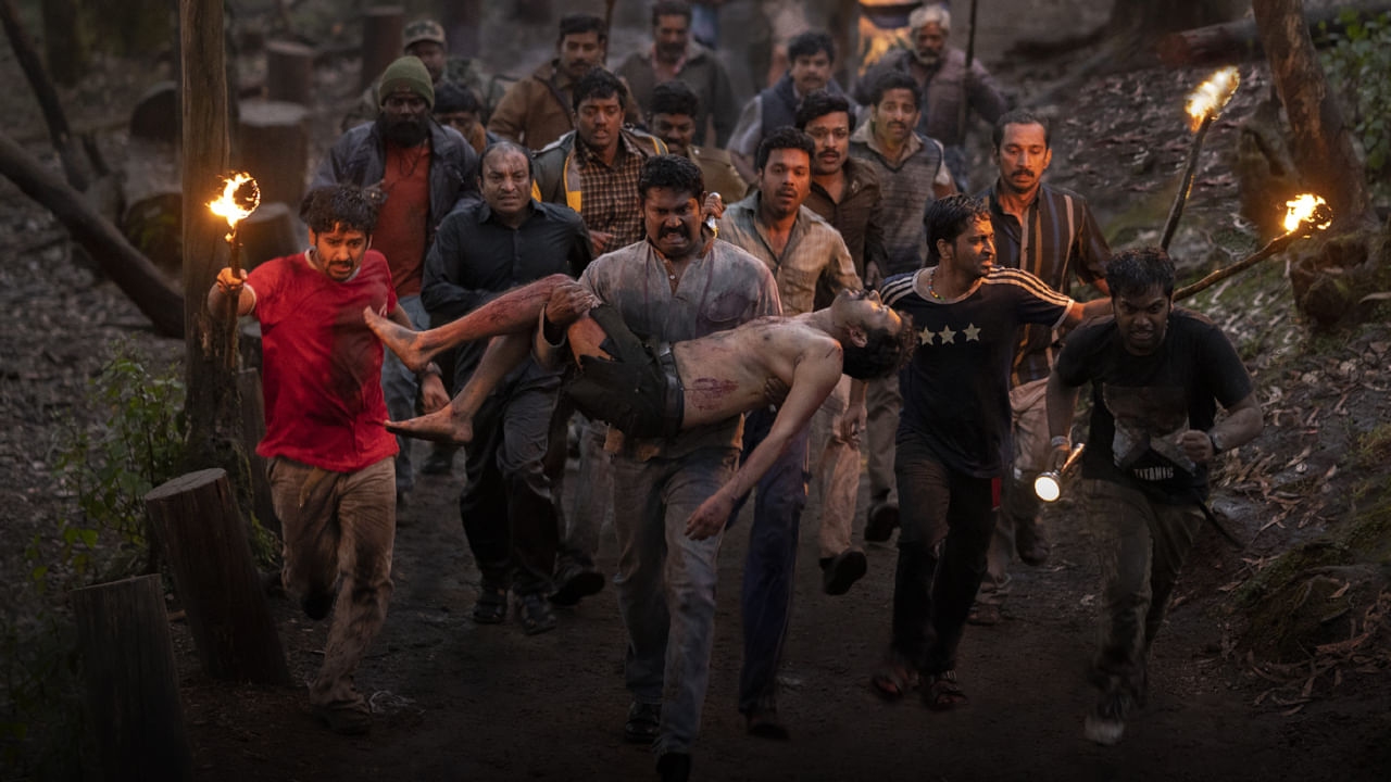 మలయాళ ఇండస్ట్రీ టాప్ ఫామ్‌లో ఉందిప్పుడు. లెజెండ్‌లో బాలయ్య ఒకడు వాళ్లకు ఎదురెళ్లినా.. వాళ్లకు ఒకడు ఎదురొచ్చినా కేరళ సినిమాల దెబ్బకు మటాష్ అయ్యేలా ఉన్నారు. అంతగా కాసుల వర్షం కురిపిస్తున్నాయి అక్కడి సినిమాలు.