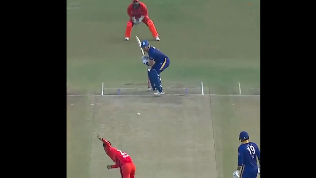 Video: 16 సిక్సర్లు, 12 ఫోర్లు.. 49 బంతుల్లో ఊహించని ఊచకోత.. 38 ఏళ్ల ప్లేయర్ బీభత్సం చూశారా?