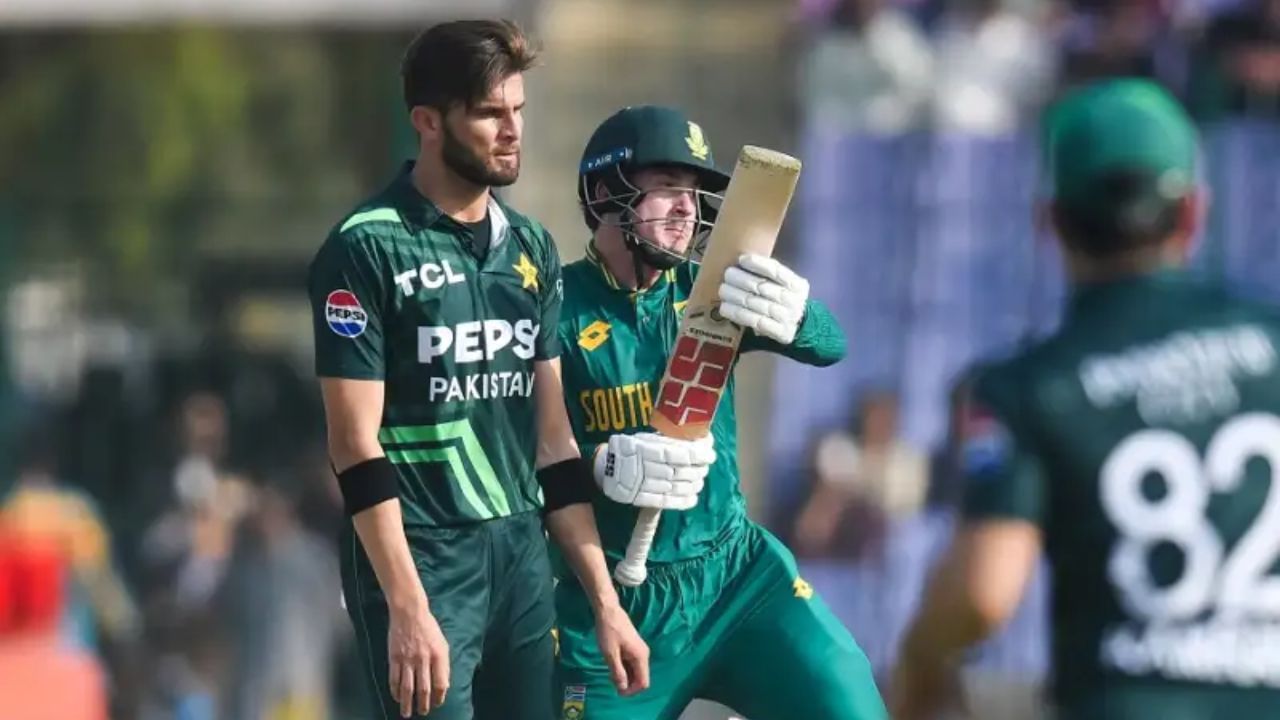 బుధవారం (ఫిబ్రవరి 12) కరాచీలో పాకిస్థాన్‌తో జరిగిన వన్డేలో మూడో స్థానంలో మైదానంలోకి వచ్చిన మాథ్యూ బ్రీట్జ్కే 84 బంతుల్లో 1 సిక్స్, 10 ఫోర్లతో 83 పరుగులు చేశాడు. అంతకుముందు న్యూజిలాండ్‌తో జరిగిన మ్యాచ్‌లో మాథ్యూ 148 బంతుల్లో 150 పరుగులు చేశాడు.