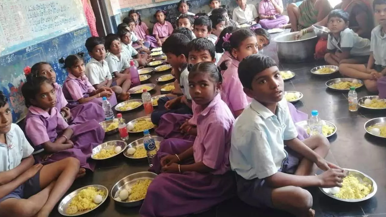 AP News: ఇది కదా కావాల్సింది.. ఇక విద్యార్ధులకు పండుగే పండుగ.. అదేంటో తెల్సా