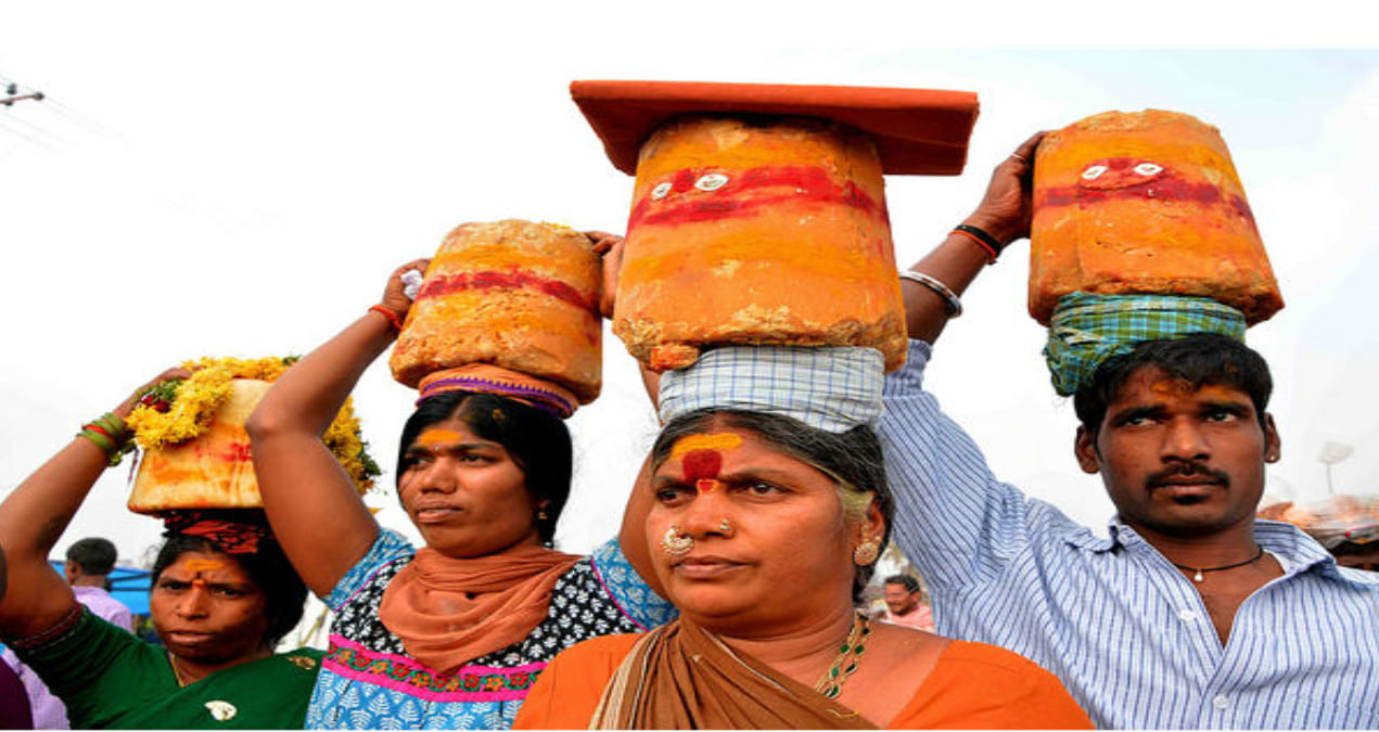 Medaram Jathara: మేడారం జాతరలో బెల్లమే నిలువెత్తు బంగారం.. ఎందుకో తెలుసా?