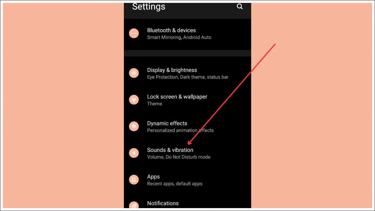 ముందుగా మీ ఫోన్ సెట్టింగ్‌లకు వెళ్లండి. అక్కడ మీకు సౌండ్, నోటిఫికేషన్ ఎంపిక కనిపిస్తుంది. దానిపై క్లిక్ చేయండి.